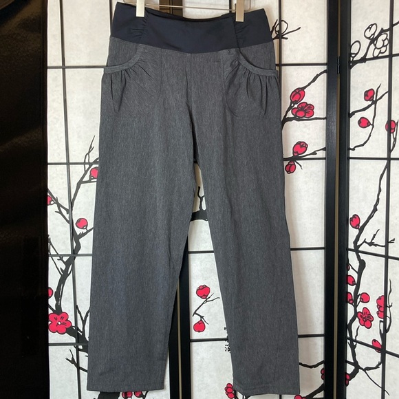 🐲💙PrAna Summit Charcoal Grey Short Fit Pants - Picture 2 of 12